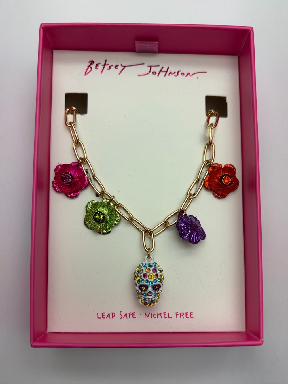 NWT ⚜️💖⚜️ Betsey Johnson Halloween Sugar Skull and Flowers Necklace - Picture 11 of 12